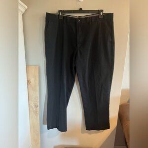 Haggar Men's Black Chinos 42x32